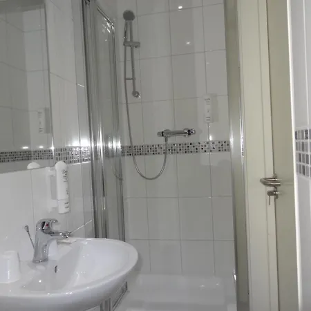 Hotel Unique 3*