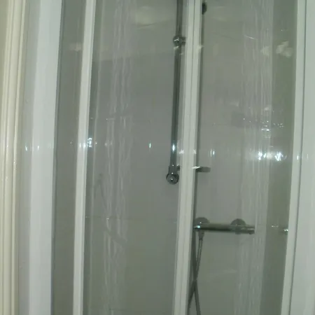 Guest house London Heathrow 3*