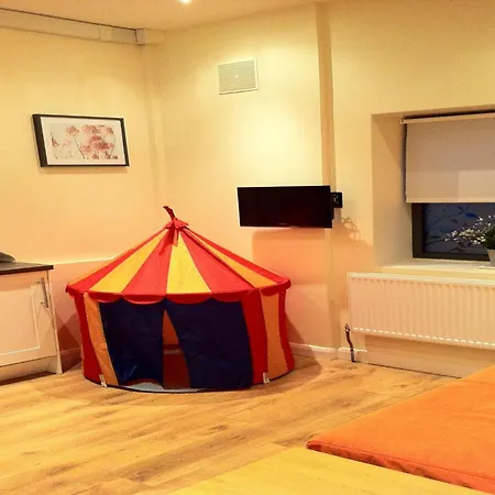 Hotel apartamentowy Lyall Londyn