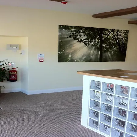 Hotel apartamentowy Lyall 3*