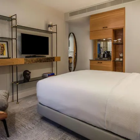 Hotel Lincoln Plaza London, Curio Collection By Hilton 4*