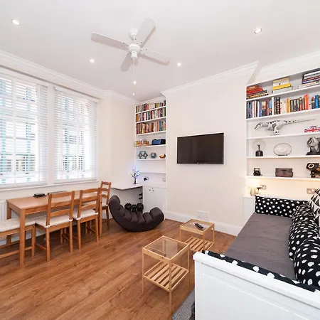 Apartament - Great Location *