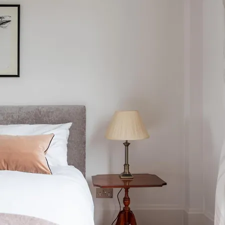 Apartment Chestnut Blossom - 1 Bedroom In Kensington London