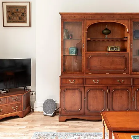 Apartment Chestnut Blossom - 1 Bedroom In Kensington London