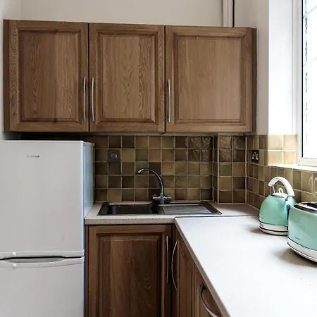 Chestnut Blossom - 1 Bedroom In Kensington