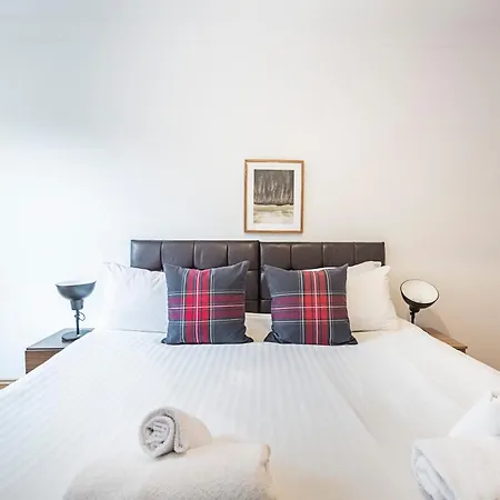Apartment 2 Bedroom By Av Short Lets Southwark With Free Wifi