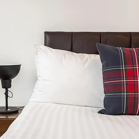 Apartment 2 Bedroom By Av Short Lets Southwark With Free Wifi London