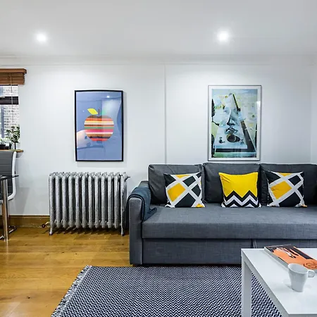 Apartment 2 Bedroom By Av Short Lets Southwark With Free Wifi