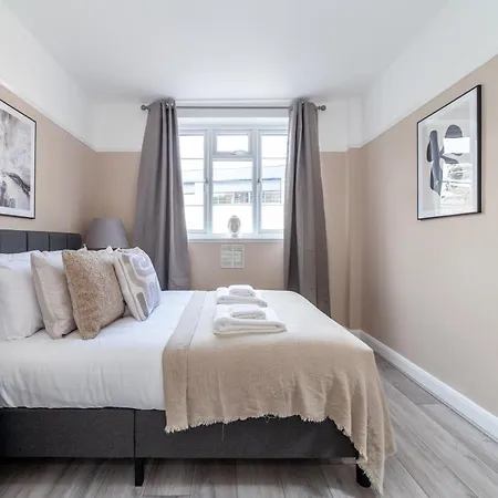 Apartment The Crystal Palace Collection London