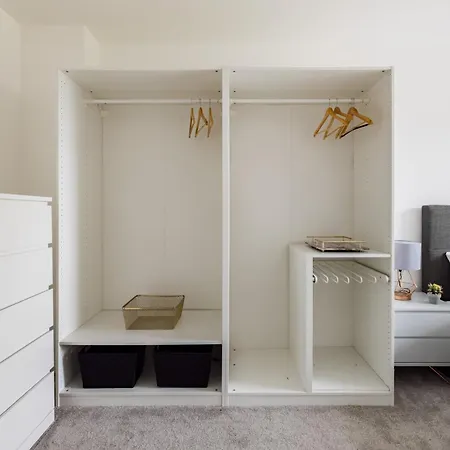 Apartment The Acton Luxury London