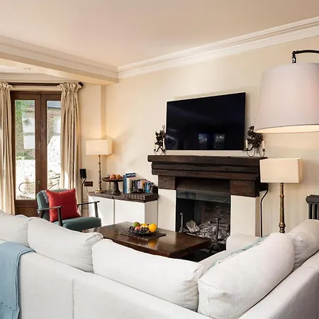 Apartment A Chelsea Retreat - 2 Bedroom With Garden And Parking London
