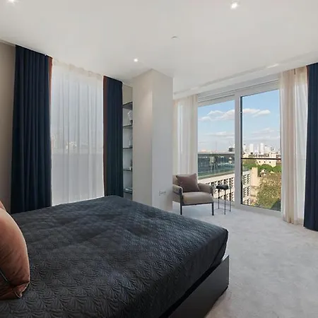 River Thames Duplex Penthouse London