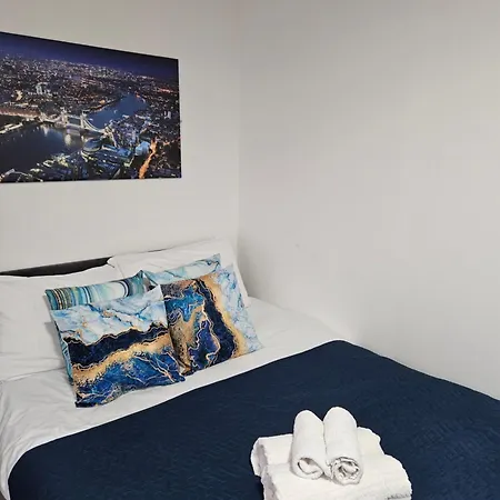 Apartment Cozy Ground-floor Studio, Excellent Access *