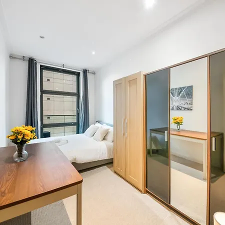 Apartment Londwell, Canary Wharf River Thames Balcony *