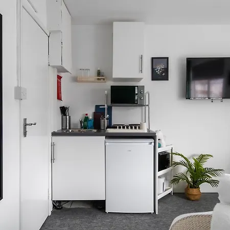 Guest house Livestay Affordable En-suite Studio In London, N14 *