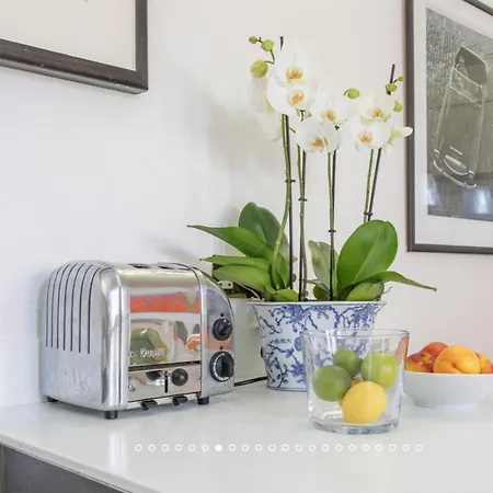 Apartment Magenta - 3 Bedroom By Battersea Park *