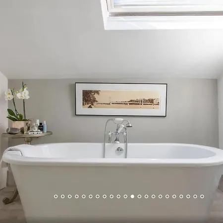 Apartment Magenta - 3 Bedroom By Battersea Park London