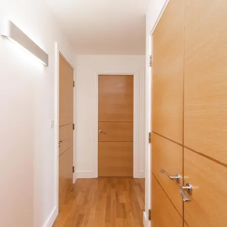 Apartment Ads Lux Lettings Ltd - Battersea Reach London