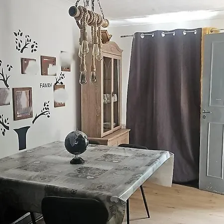 Villa Cosy House Close To Bridge