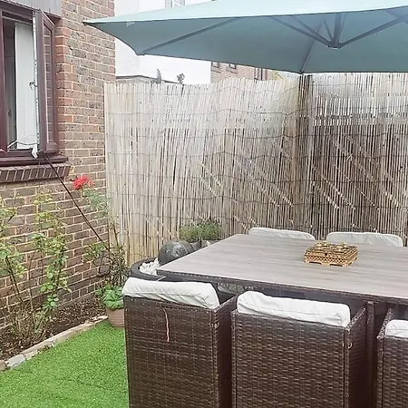 Cosy House Close To Bridge London