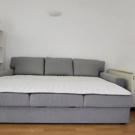 1 Bed, G-floor Close To O2, Excel And Airport London