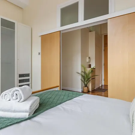 Apartment Parea Living - Spacious 3 Bed Flat, Canary Wharf Views With Parking *