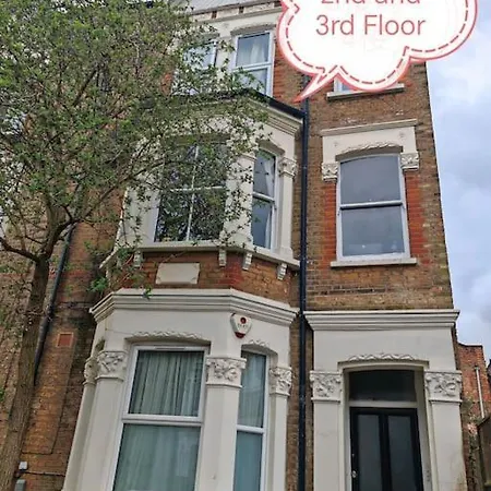 Apartment Spacious 3bedroom Flat