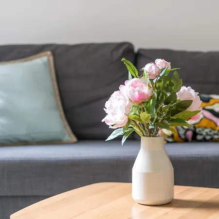 Beautiful & Serene Flat In The Heart Of