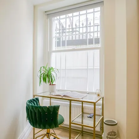 Urban Getaway In The Heart Of South Kensington London
