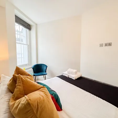 Apartment Urban Getaway In The Heart Of South Kensington London
