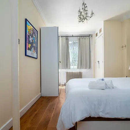 Apartment Guestready - Former Pub-turned-one Bedroom Flat *