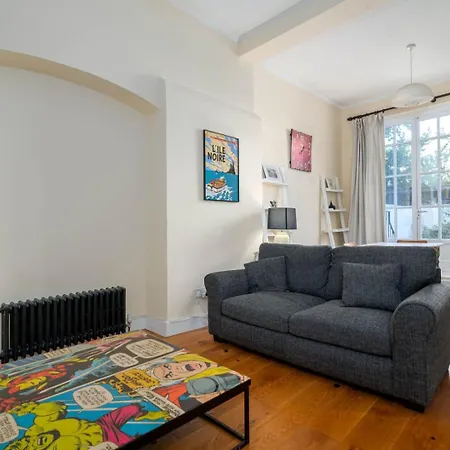 Apartment Guestready - Former Pub-turned-one Bedroom Flat London