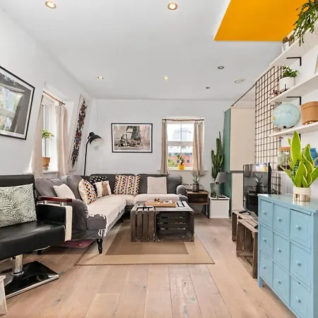 Guestready - Artsy Penthouse In Heart Of The
