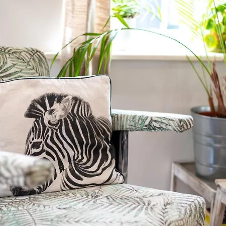 Apartment Guestready - Artsy Penthouse In Heart Of The *
