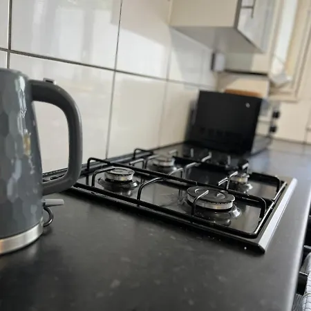 Apartment 2 Bed Flat In Canary Wharf