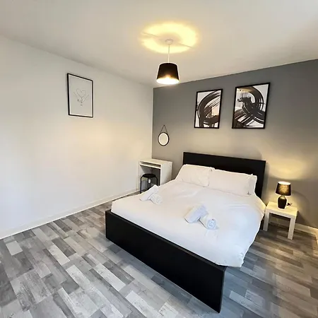 2 Bed Flat In Canary Wharf