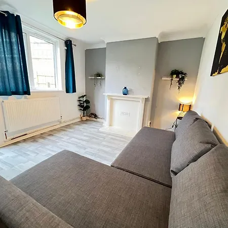 Apartment 2 Bed Flat In Canary Wharf London
