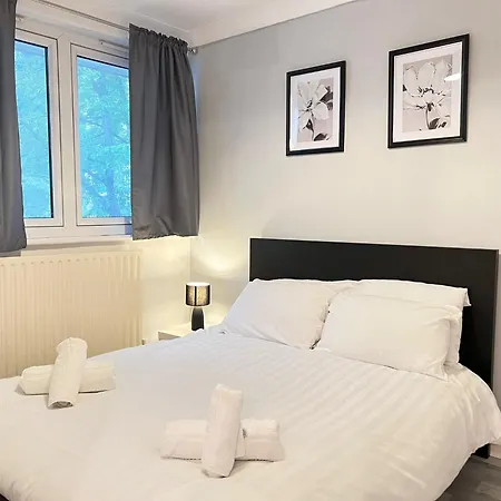 Apartment 2 Bed Flat In Canary Wharf London