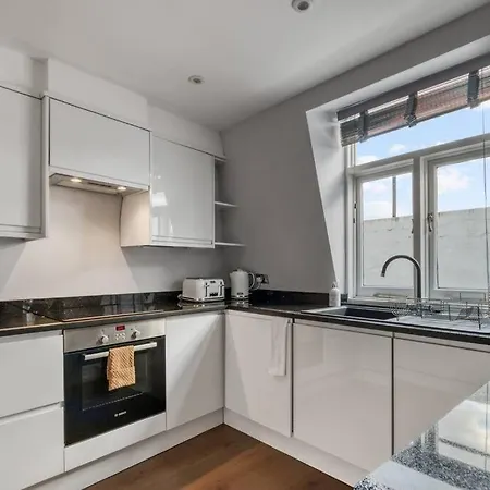 Modern 2 Bed 2 Bath Chelsea Londres