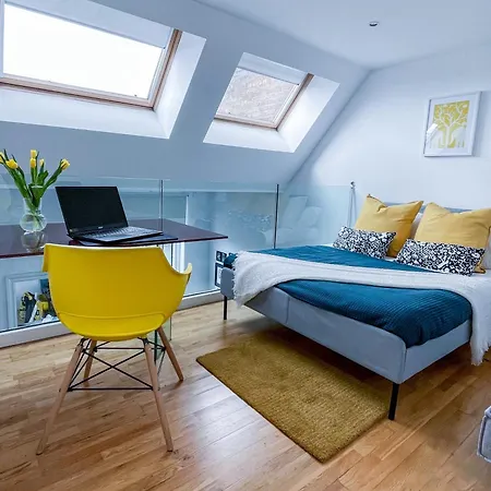 Apartment Beautiful Split Level In Central London, Walking Distance To Notting Hill
