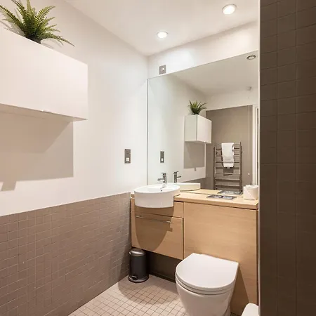 Apartment Centre Shoreditch London