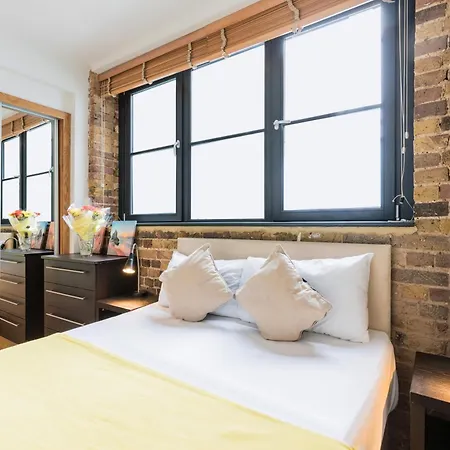 Centre Shoreditch London