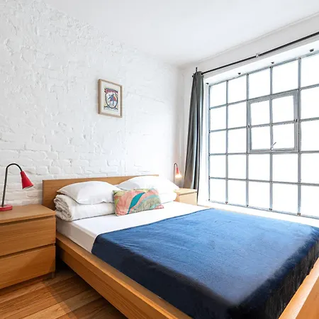 Apartment Centre Shoreditch London