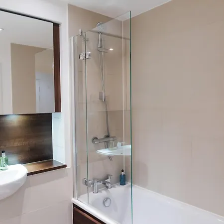 The City Song 1 Bedroom Apartment In Rotherhithe London