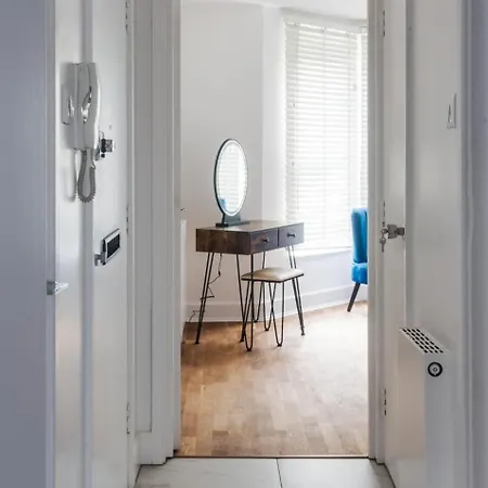 Blue Notes One Bedroom In Westbourne Park