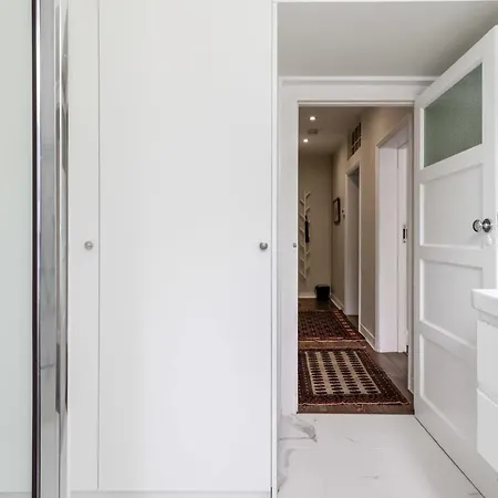 Stylish Kings Cross Flat London