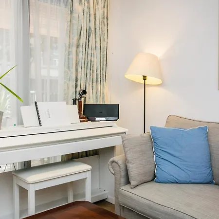 Beautiful 1 Bedroom In The Heart Of Bethnal Apartment *