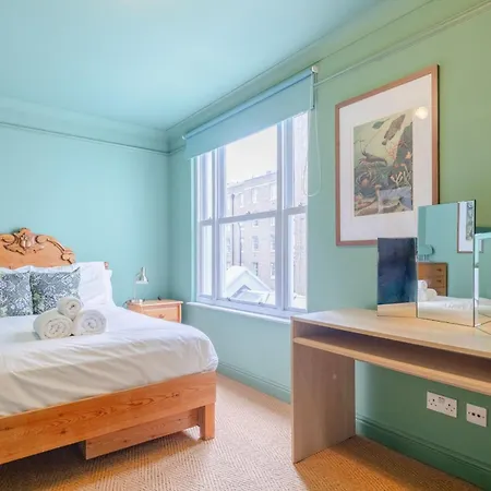 Bright 3 Bedroom House Near King's Cross Stpancras Londres