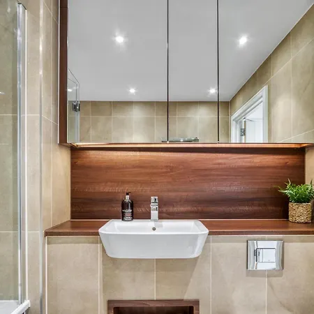 Stunning 360º View Luxurious Penthouse Apartment