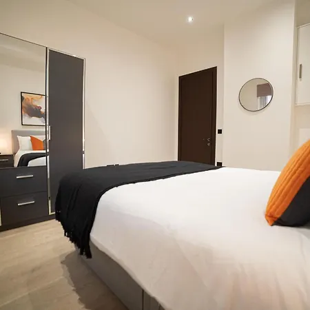 Apartment One And Two Bedroom Near Holloway Train Station By Belvilla *